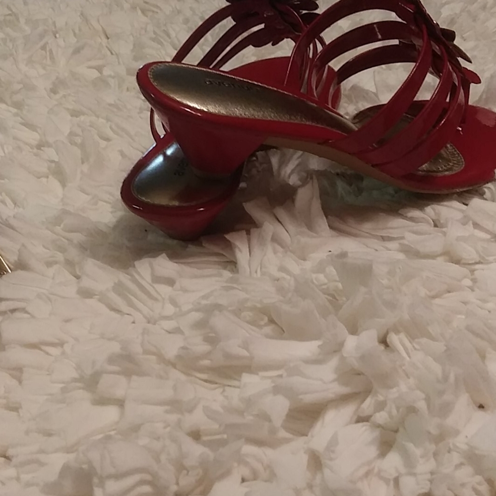 Shoes - Picture 3 of 5
